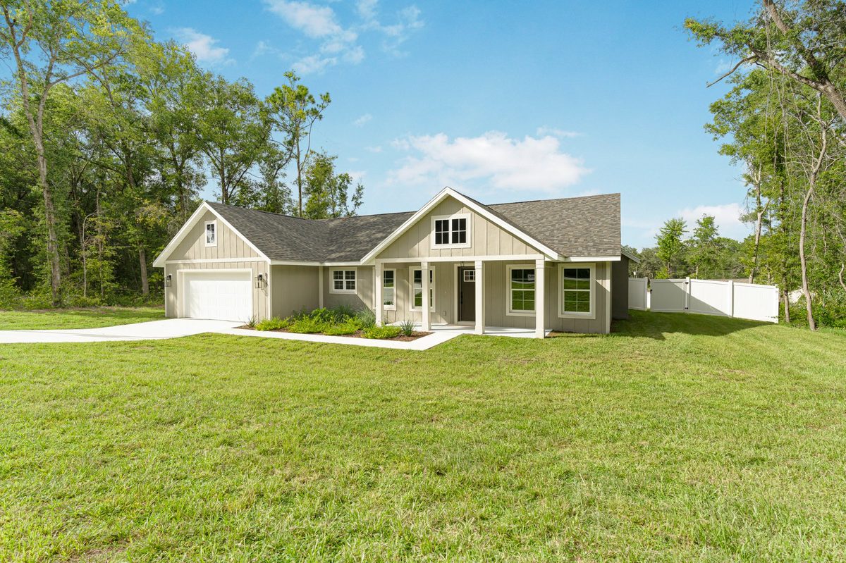 Virtually staged interior of 8727 N Golfview Dr, Citrus Springs FL - Atlanta property photographer expanding to Central Florida